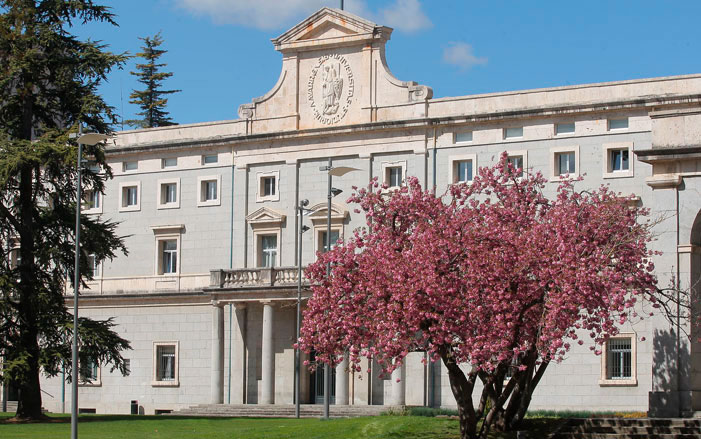 Imagen de Becas Alumni Universidad de Navarra, 2023-2024